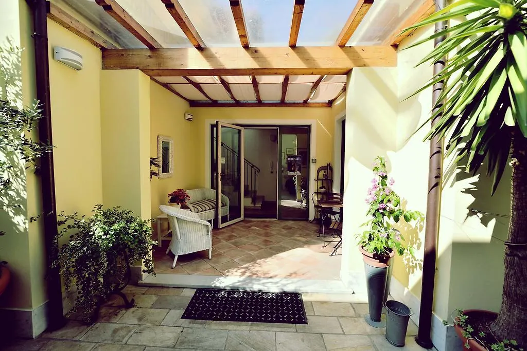 Corte Pattana Pietrasanta